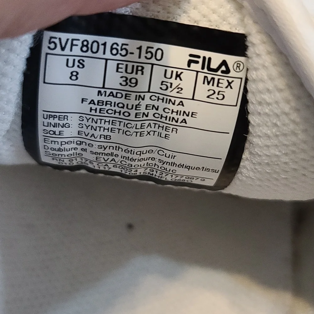Fila‎ Women's Sneakers 5VF80165-150 White Faux Leather Size 8 EUC